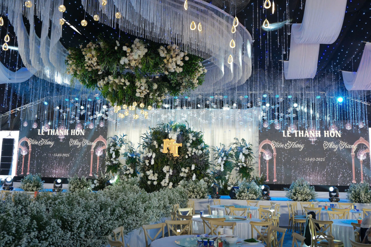 72760796126272562948